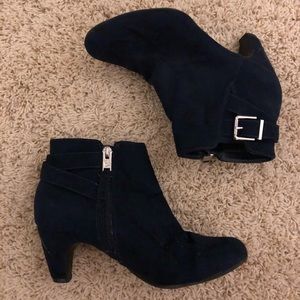 Navy Blue Fall/Winter Booties ❄️
